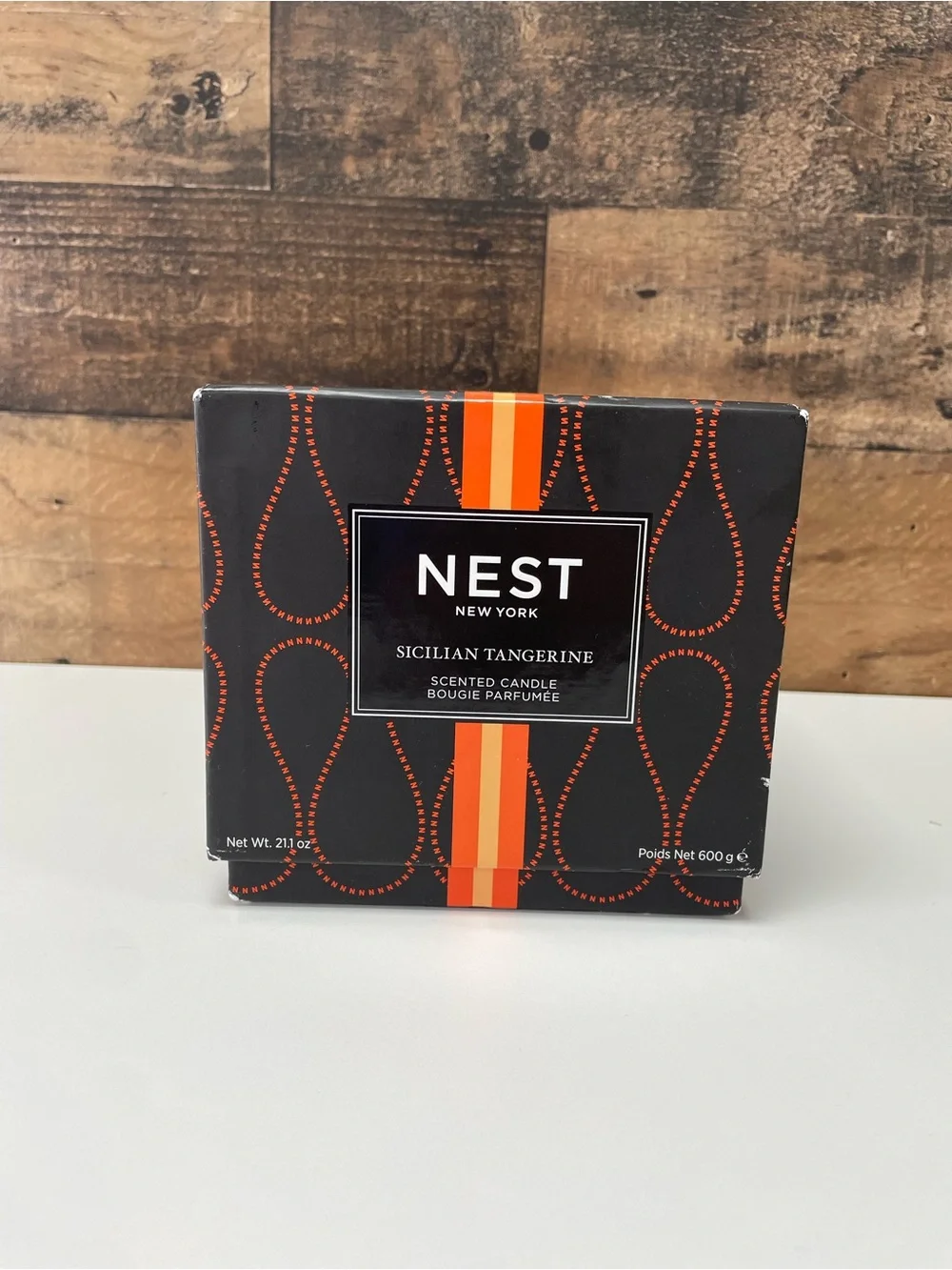 NEST Fragrances Sicilian Tangerine Candle - Black & Orange Packaging